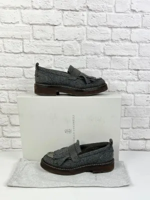 BRUNELLO CUCINELLI Beaded Strap Textured Loafers In Grey