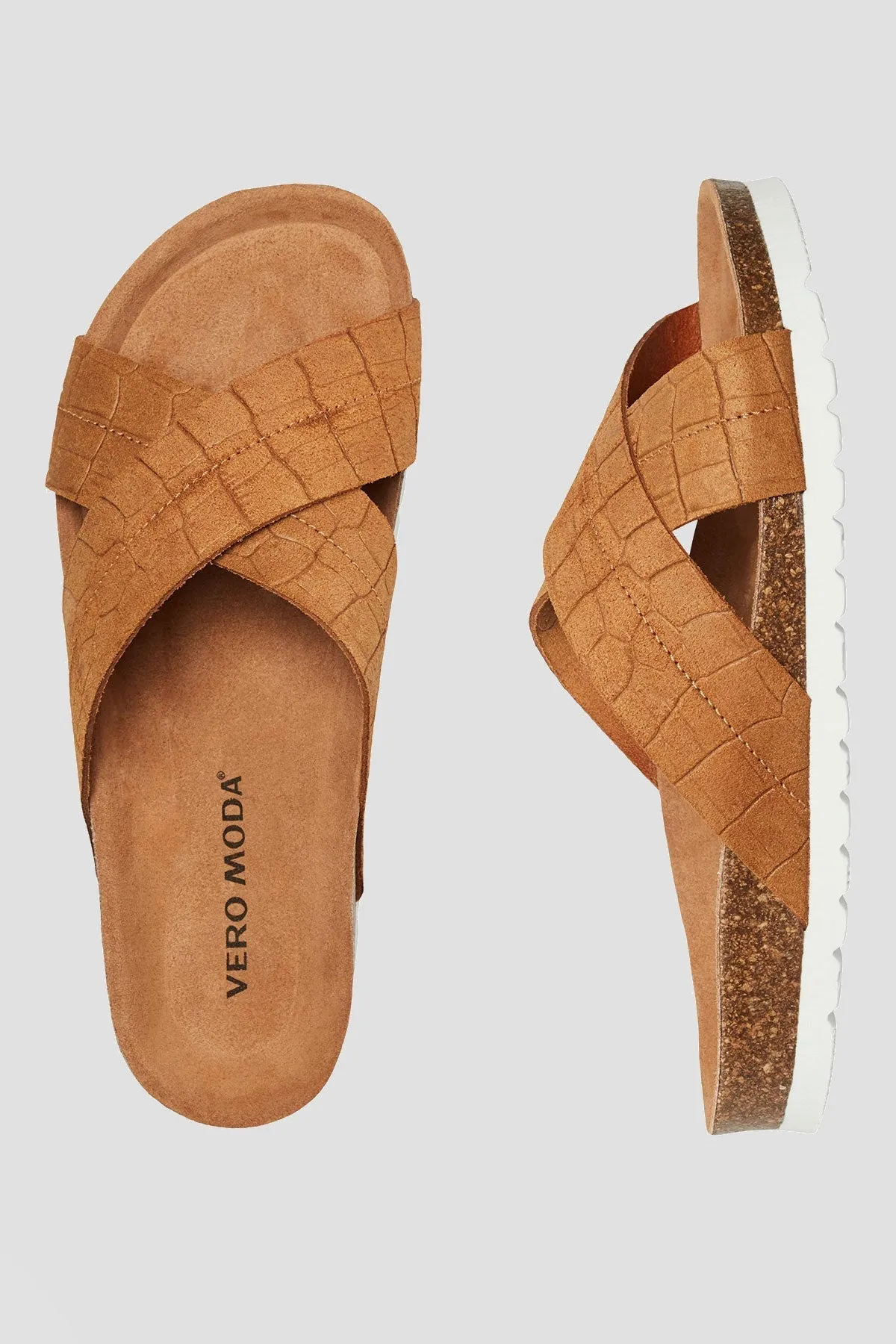 Stina Leather Sandals in Camel