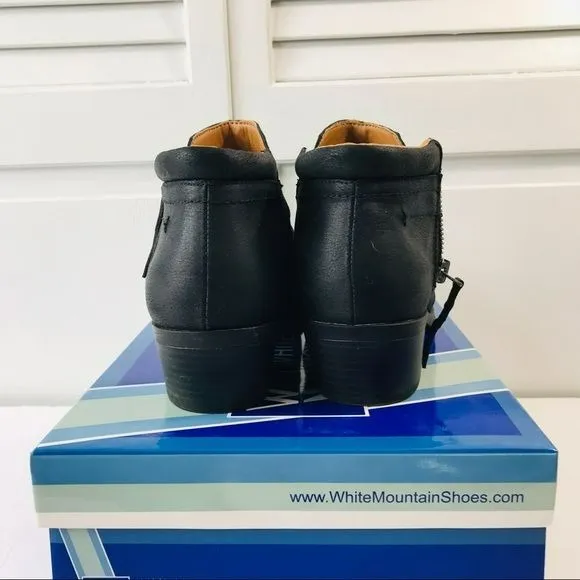 WHITE MOUNTAIN Black Dalilah Ankle Boot Size 9M